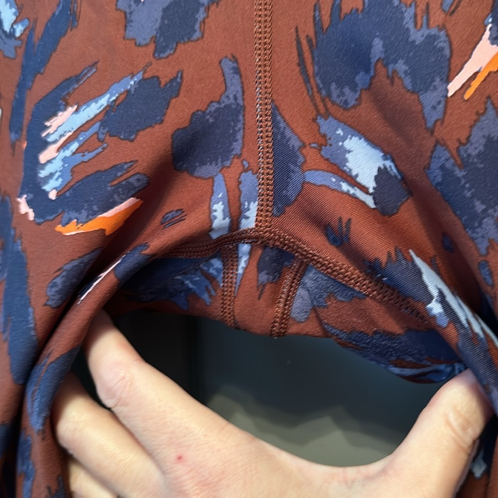 Aerie Leopard Print Leggings - Picture 4 of 7